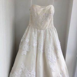 Beautiful Melissa Sweet ivory wedding dress size 8